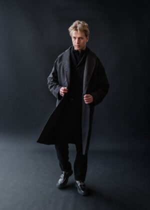 LEAVES TRENCH COAT WITH RAGLAN SLEEVES